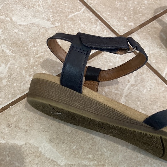 Clarks blue sandals, size 7 1/2 - Picture 5 of 7